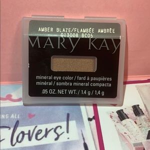 Mineral eye color - amber blaze